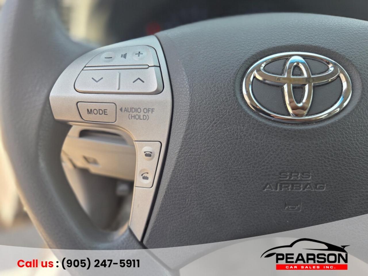2011 Toyota Camry LE Photo