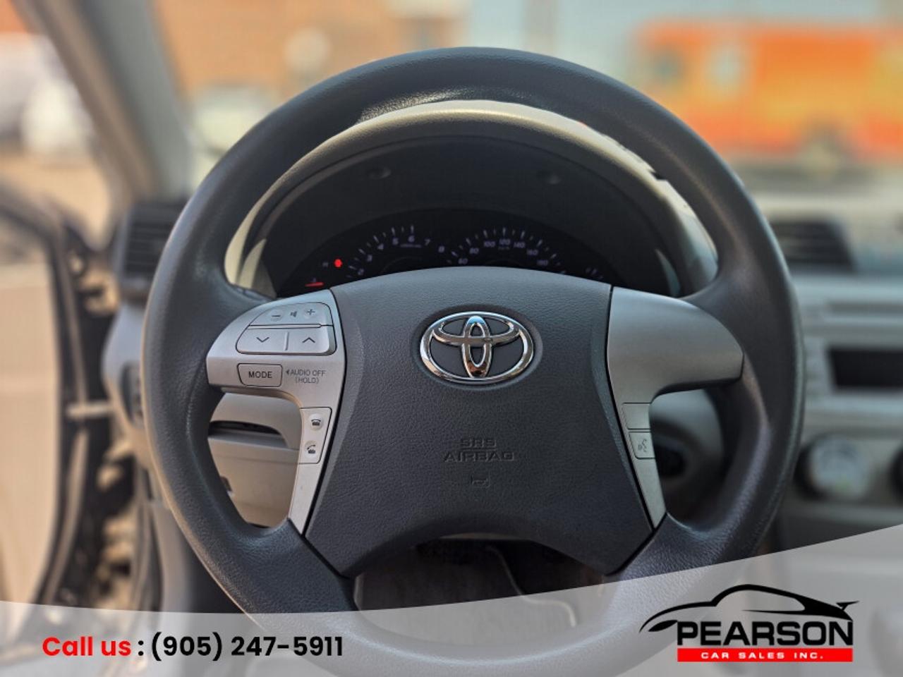 2011 Toyota Camry LE Photo