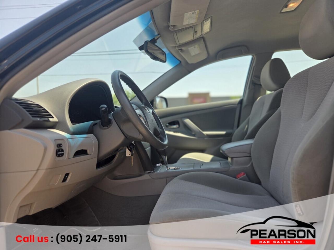 2011 Toyota Camry LE Photo