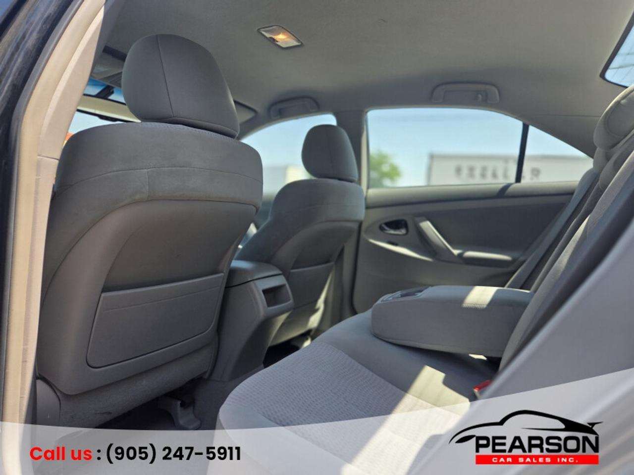 2011 Toyota Camry LE Photo