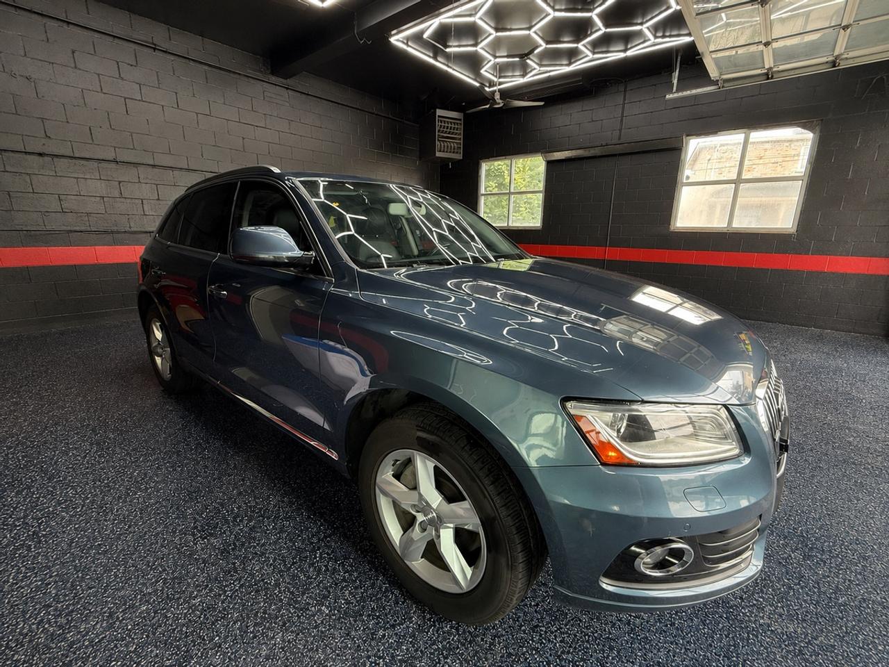 2015 Audi Q5 Premium Plus Photo