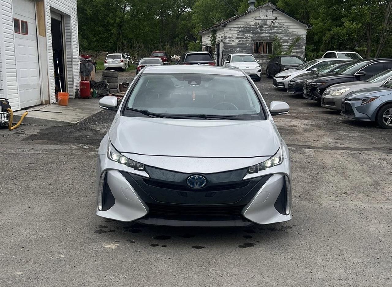 2020 Toyota Prius Prime Le Photo5