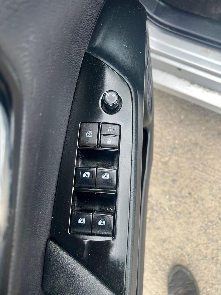 2020 Toyota Prius Prime Le Photo