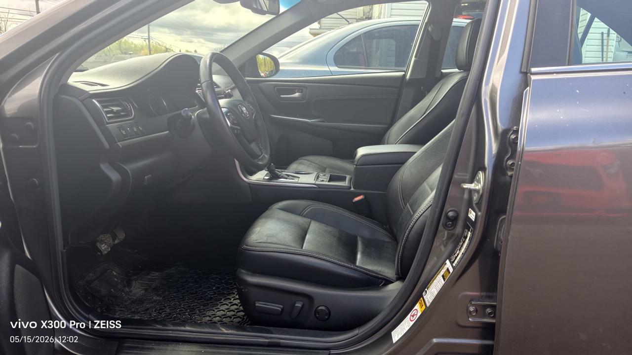 2017 Toyota Camry XLE Photo