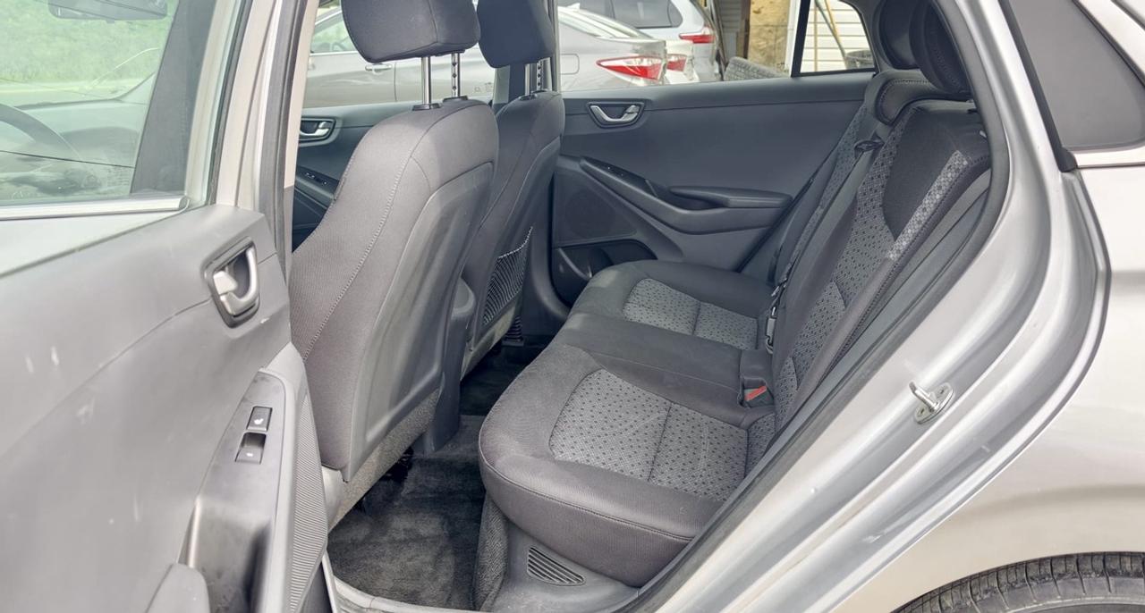 2019 Hyundai IONIQ preferred Photo