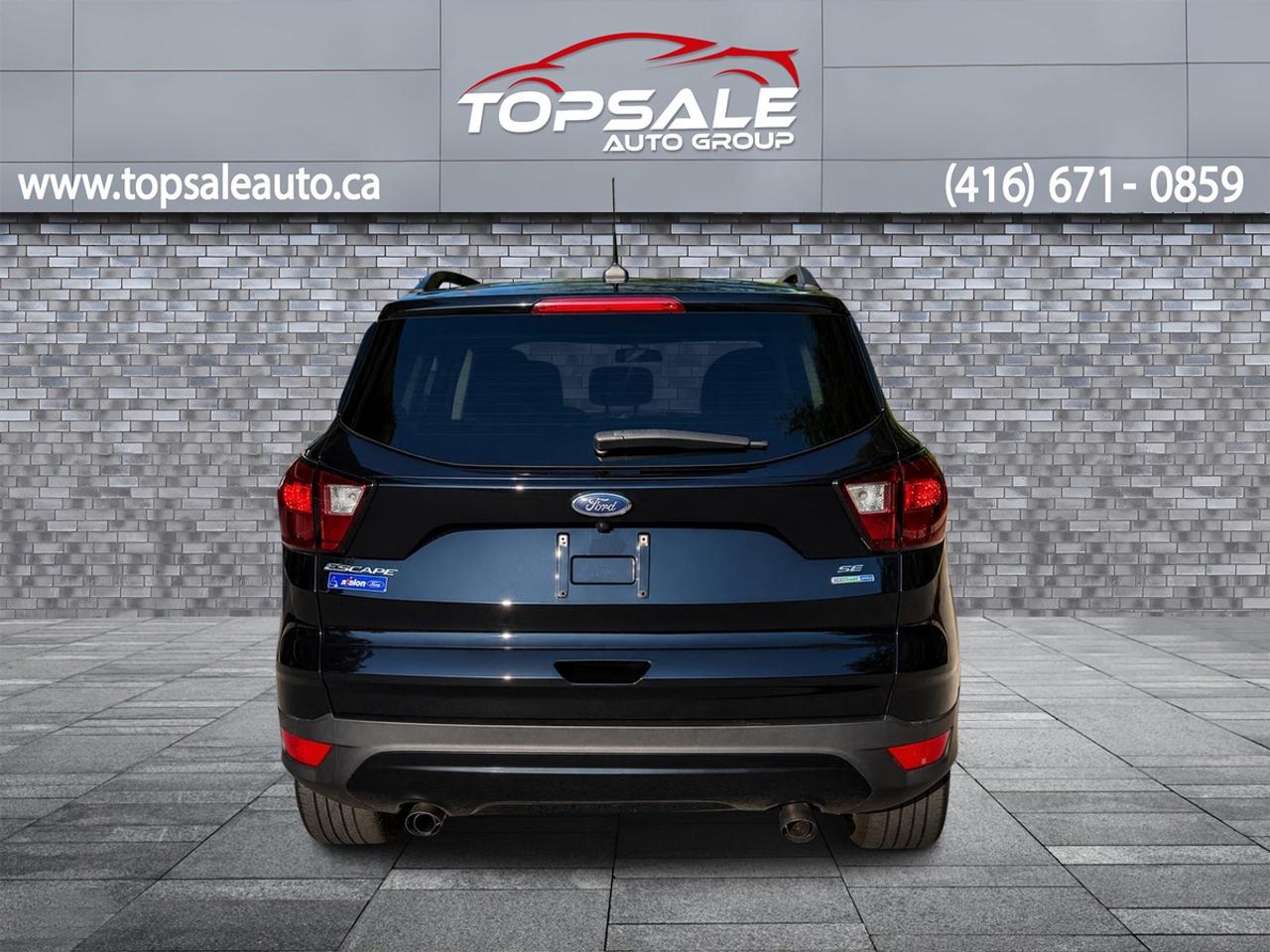 2019 Ford Escape SE Photo4