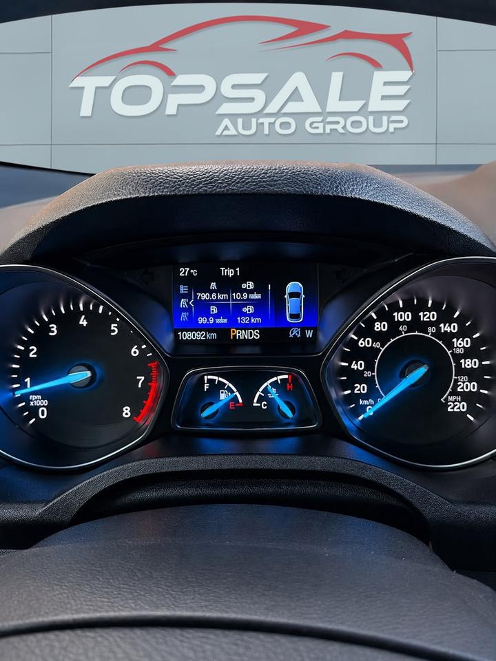 2019 Ford Escape SE Photo