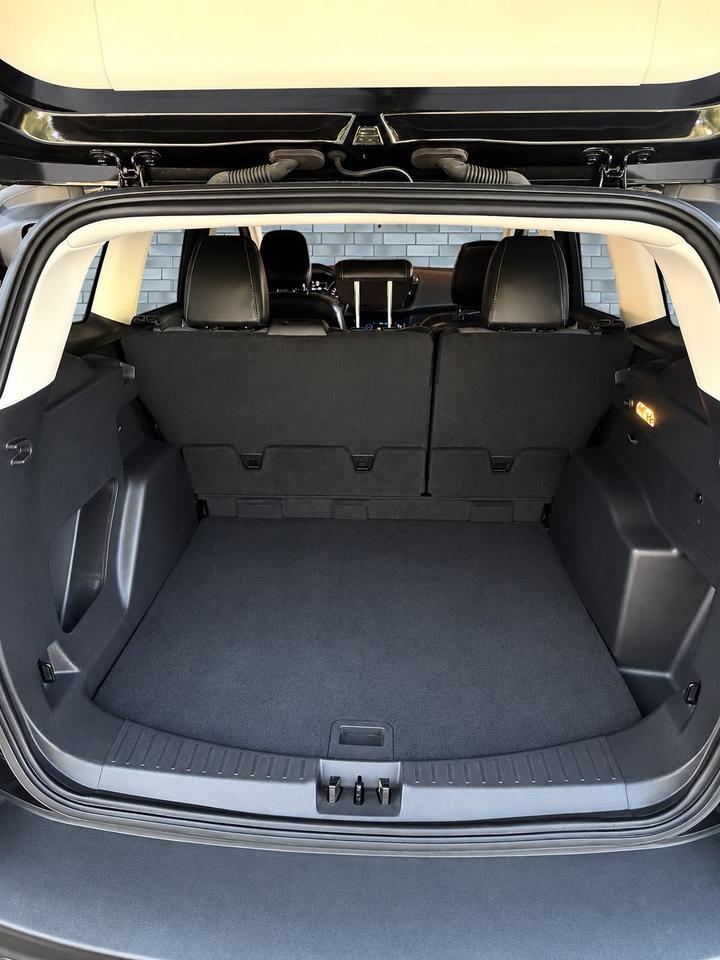2019 Ford Escape SE Photo