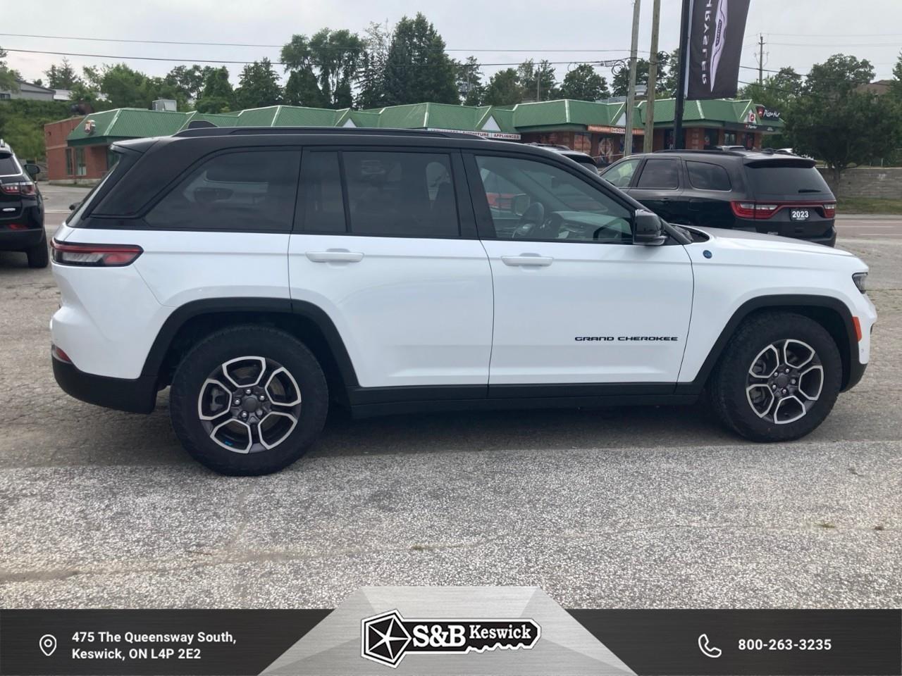 2023 Jeep Grand Cherokee 4xe Trailhawk 4dr 4x4 Photo