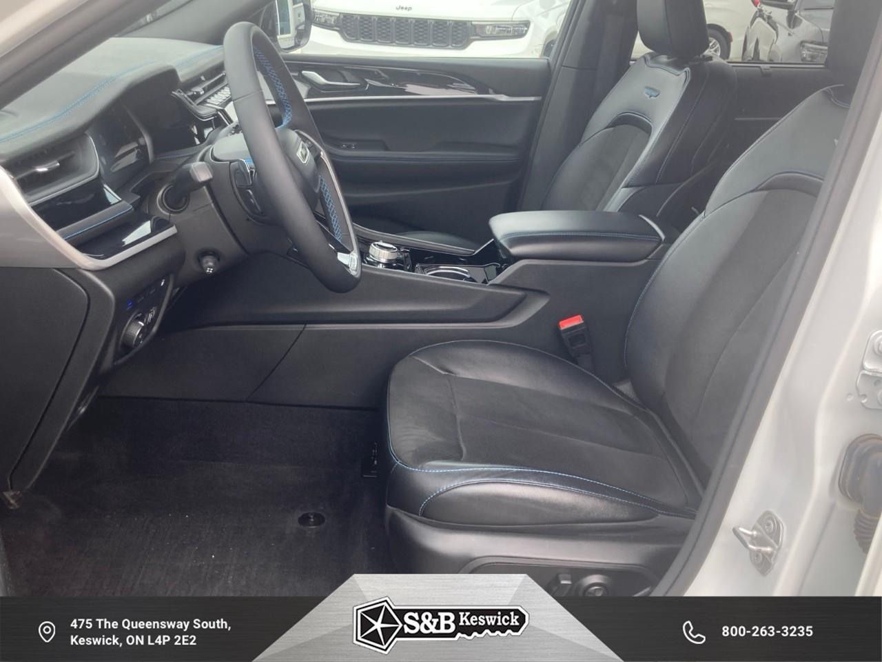 2023 Jeep Grand Cherokee 4xe Trailhawk 4dr 4x4 Photo