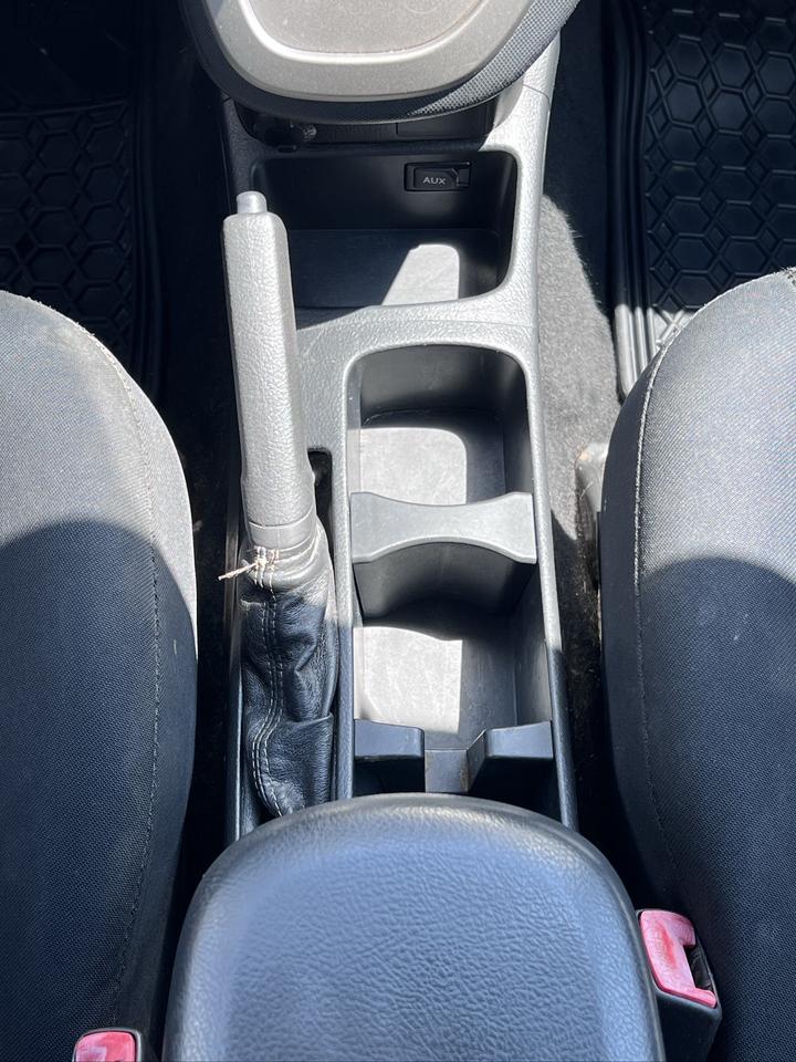 2010 Toyota Matrix XR Photo