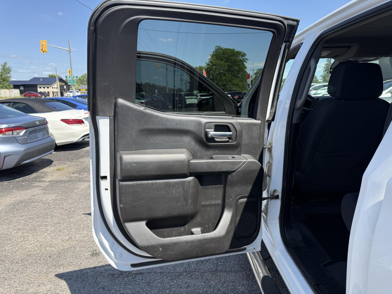 2022 Chevrolet Silverado 1500 4WD Crew Cab 157" Custom Photo