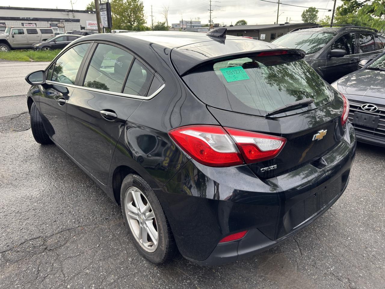 2018 Chevrolet Cruze LT Photo