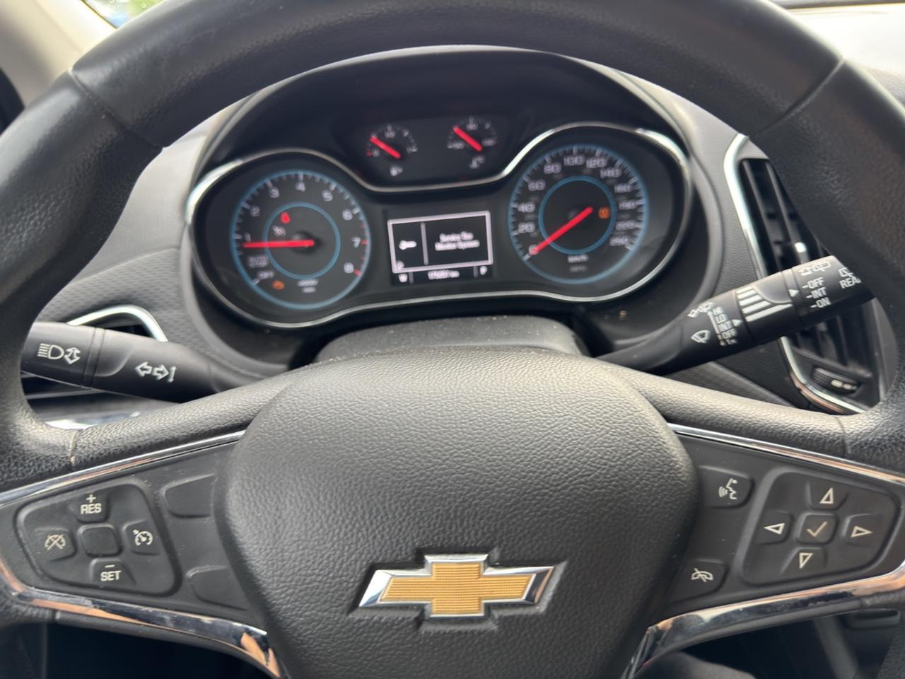 2018 Chevrolet Cruze LT Photo