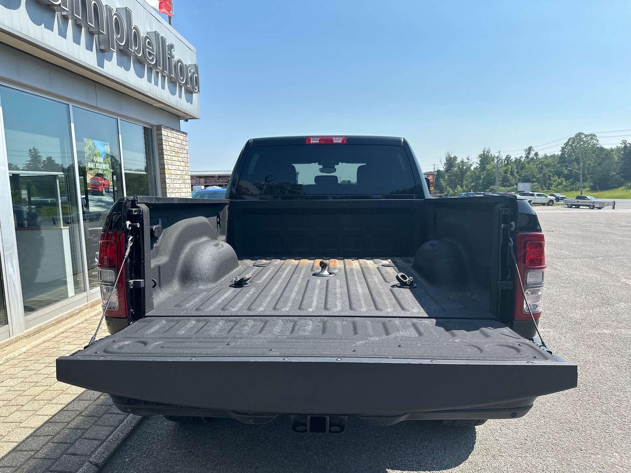 2024 RAM 2500 Big Horn Photo