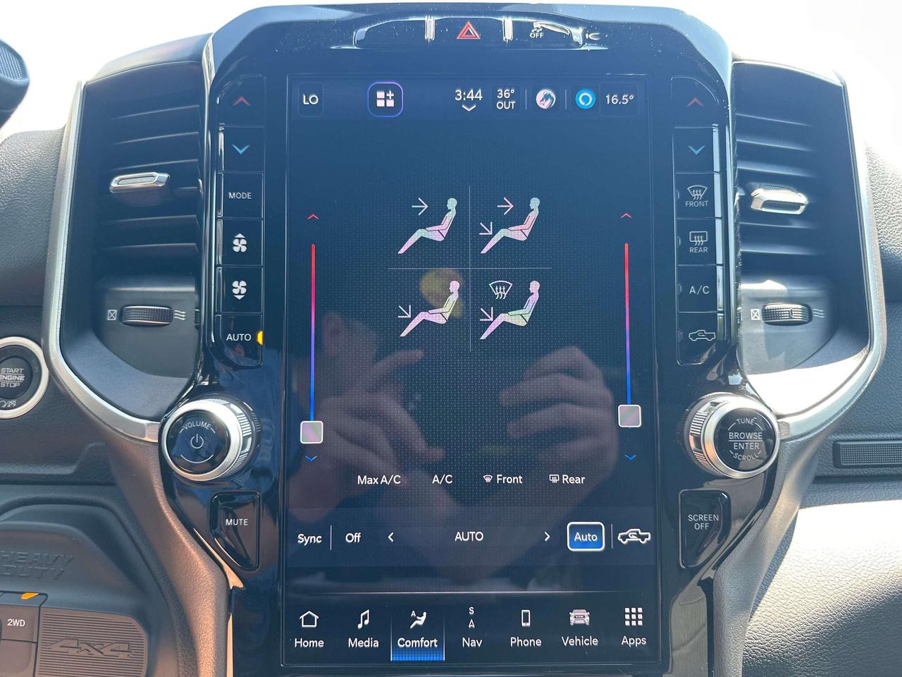2024 RAM 2500 Big Horn Photo