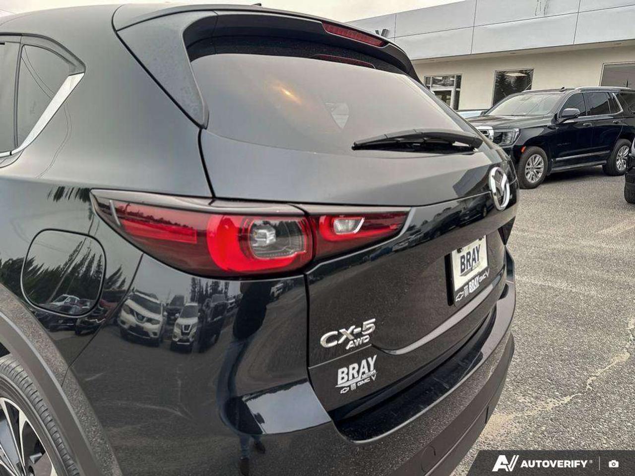 2023 Mazda CX-5 LEASE RETURN. POWER MOONROOF. CERTIFIED. Photo