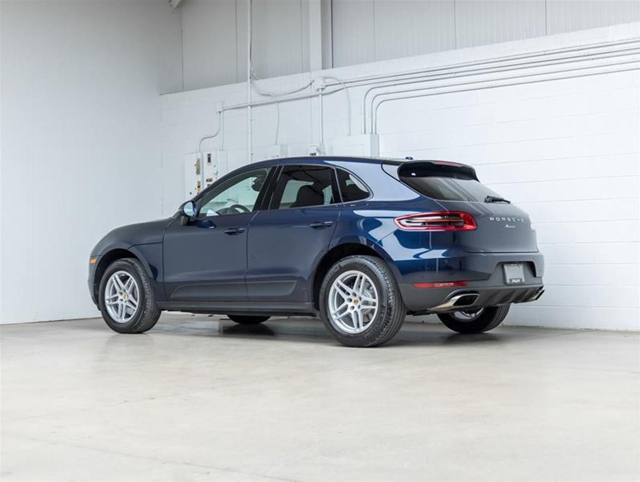 2018 Porsche Macan  Photo