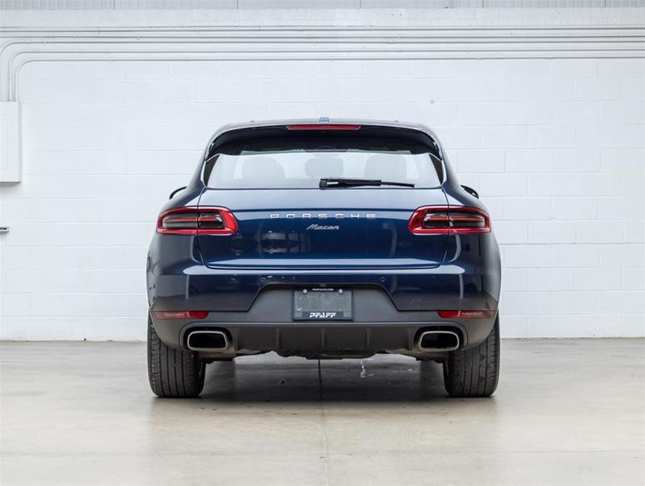 2018 Porsche Macan  Photo