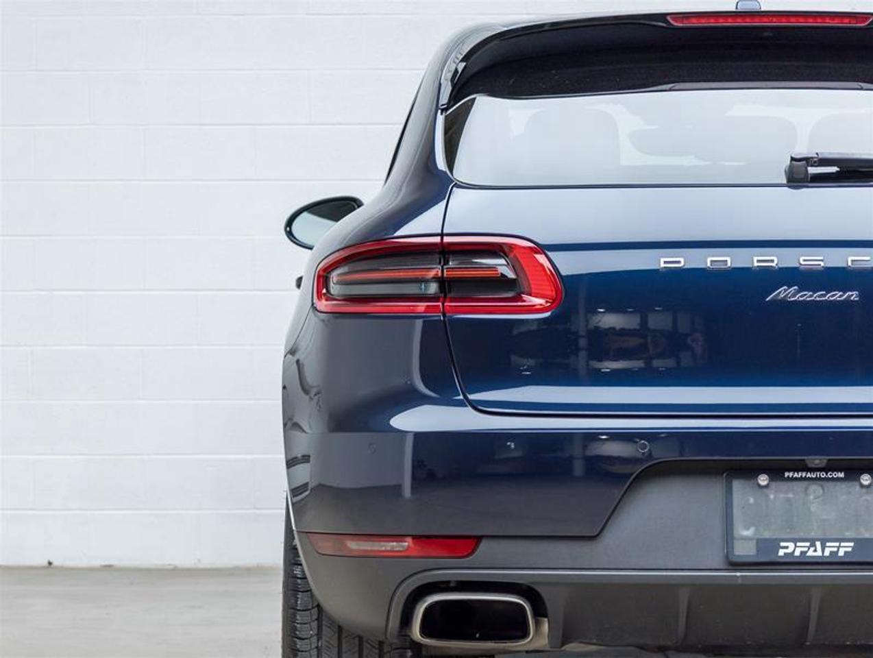 2018 Porsche Macan  Photo