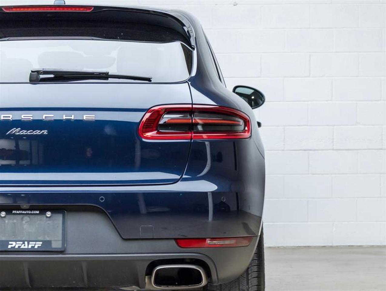 2018 Porsche Macan  Photo