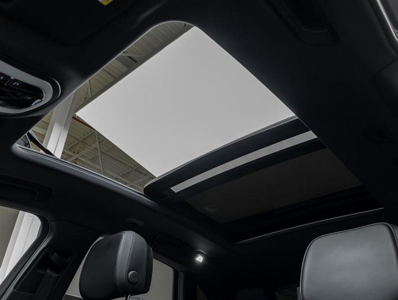 2018 Porsche Macan  Photo