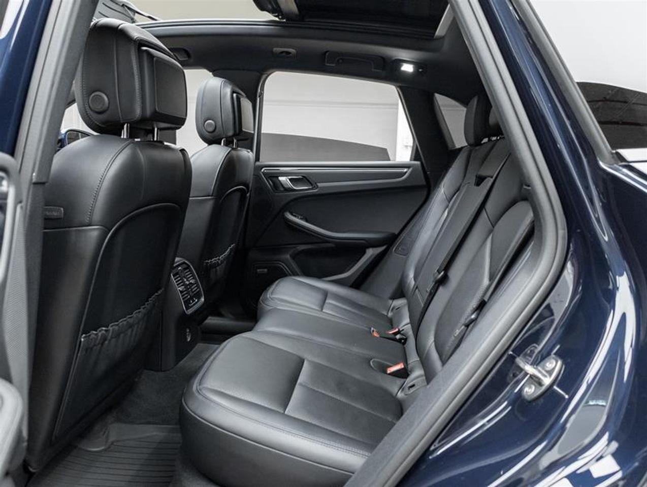 2018 Porsche Macan  Photo