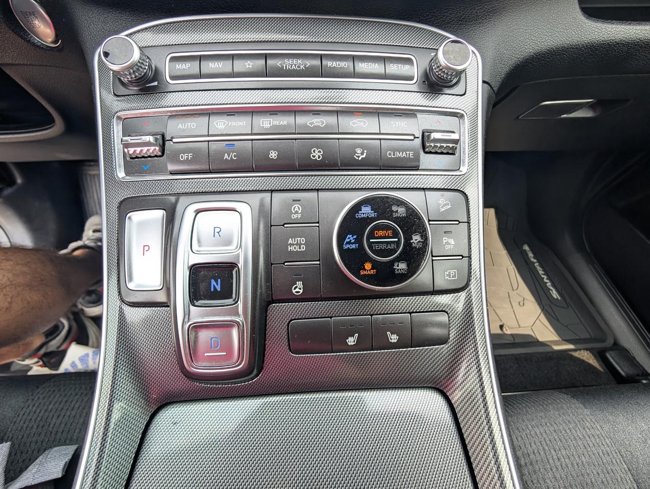 2023 Hyundai Santa Fe Preferred 4dr All-Wheel Drive Photo