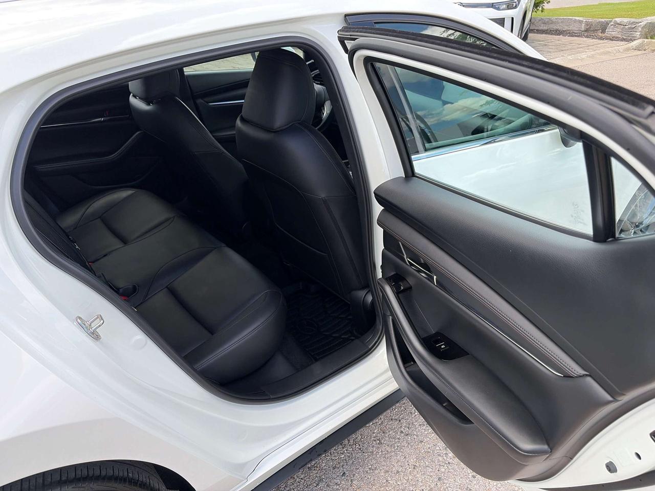 2024 Mazda MAZDA3 GT Photo