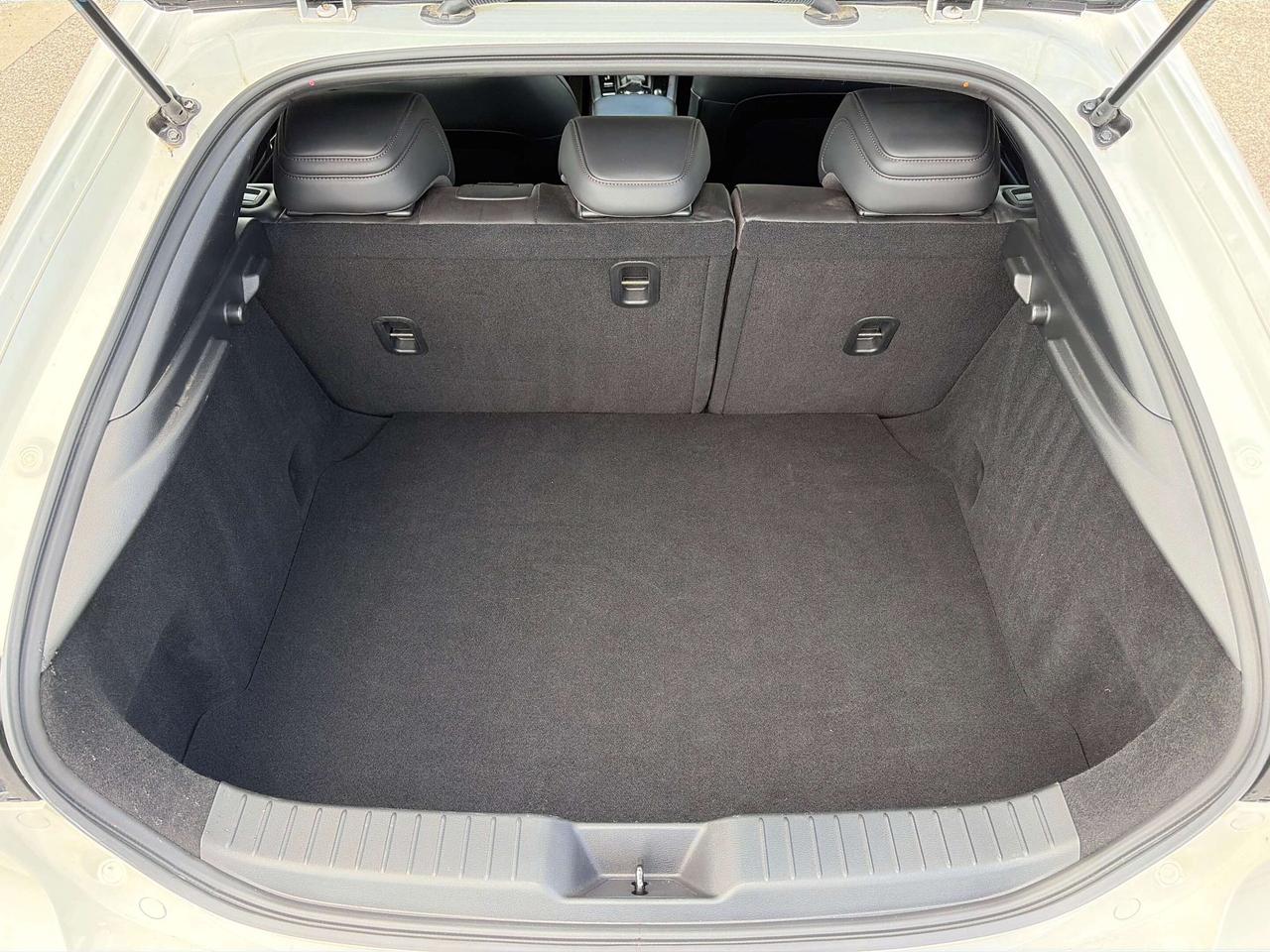 2024 Mazda MAZDA3 GT Photo