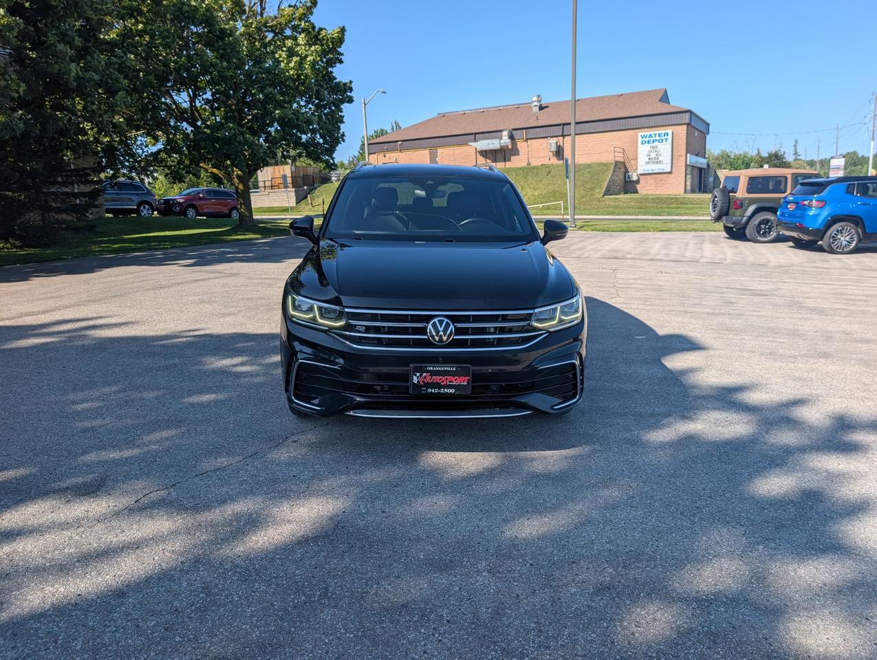2022 Volkswagen Tiguan Highline R-LINE 4dr All-wheel Drive 4MOTION Photo