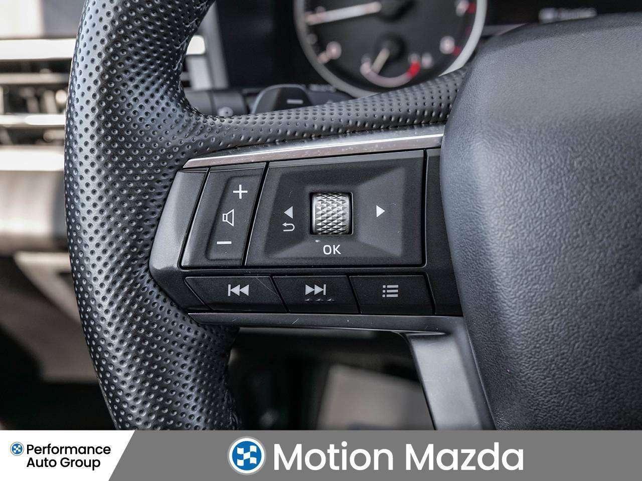 2024 Mitsubishi Outlander SE   AWD   Carplay   Sunroof Photo