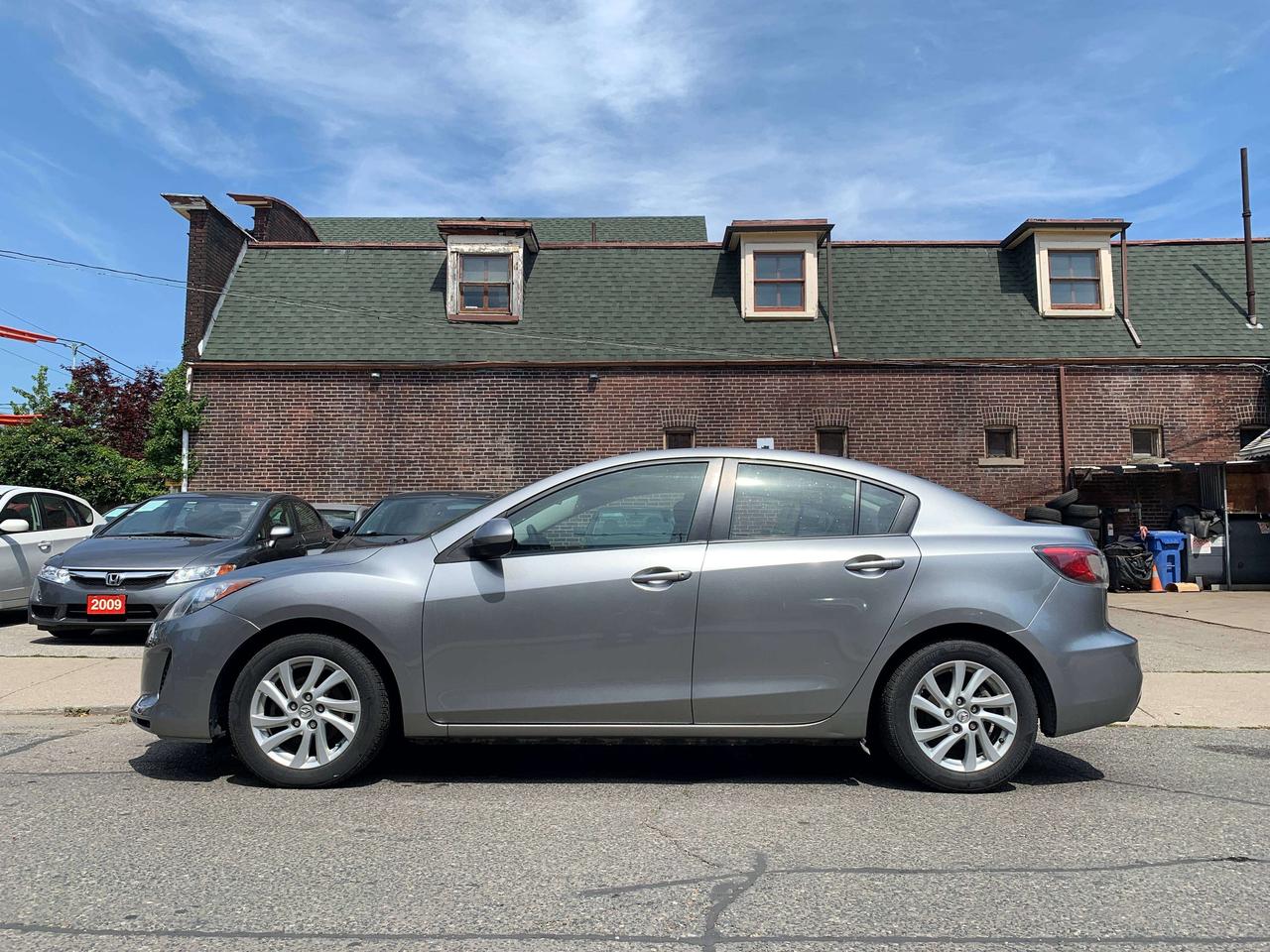 2012 Mazda 3 GS-SKY Photo5