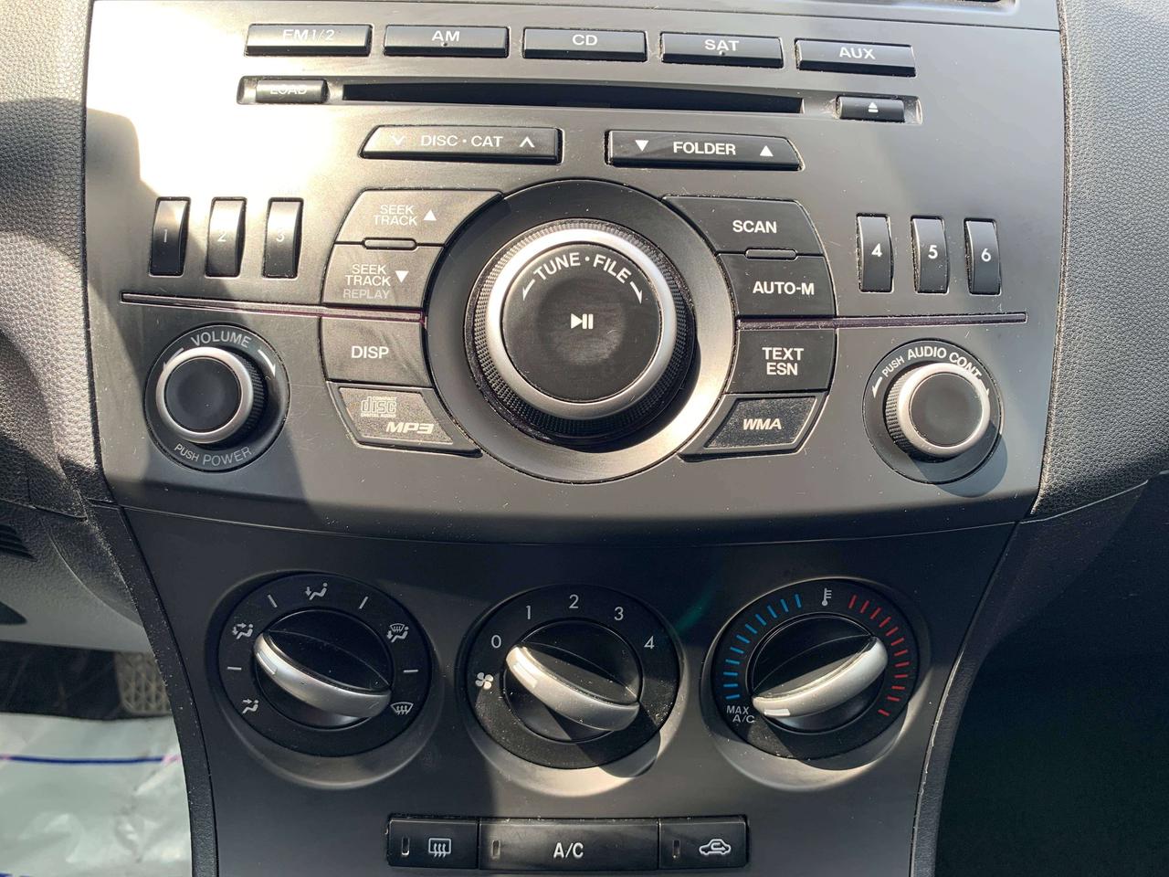 2012 Mazda 3 GS-SKY Photo