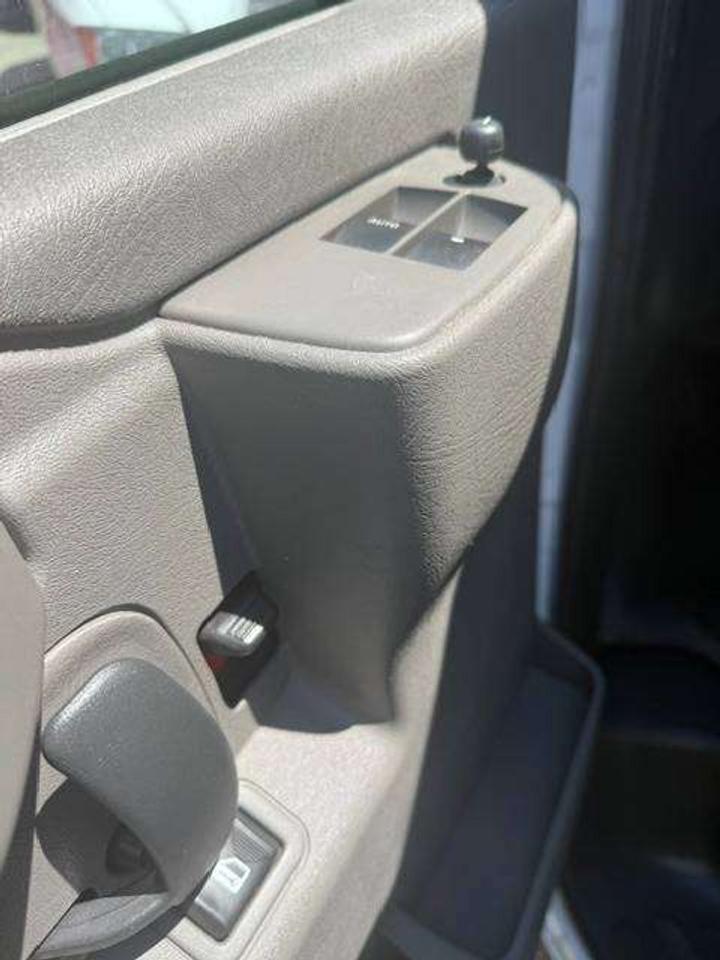 2023 Chevrolet Express 2500 No windows. Perfect condition.  Must be seen. Photo