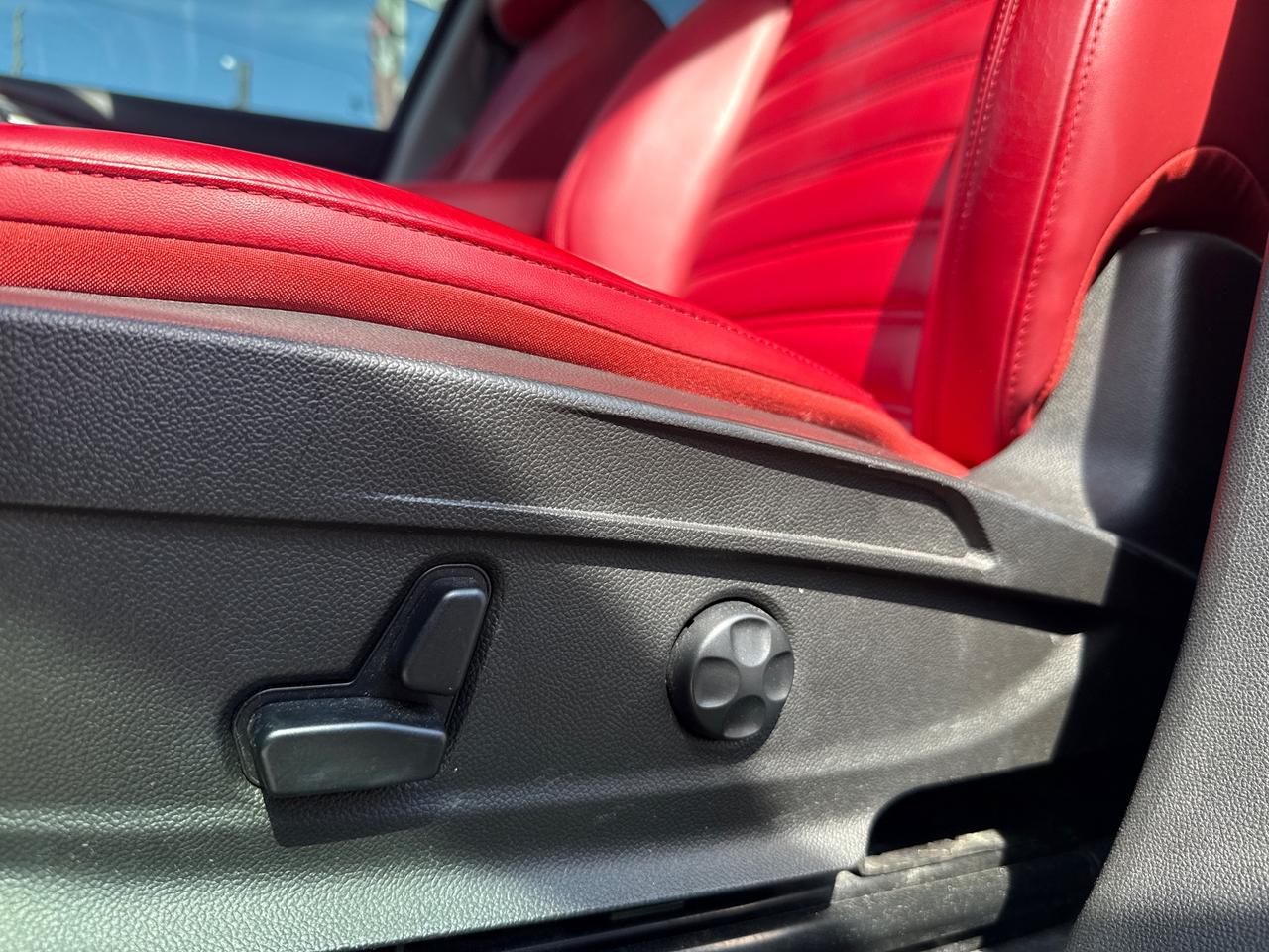 2019 Alfa Romeo Stelvio Ti 4dr All-Wheel Drive Photo