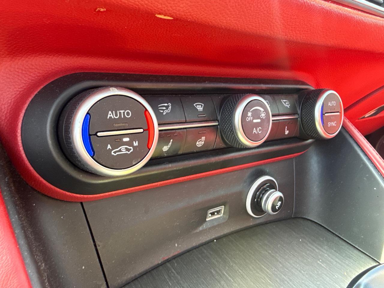 2019 Alfa Romeo Stelvio Ti 4dr All-Wheel Drive Photo