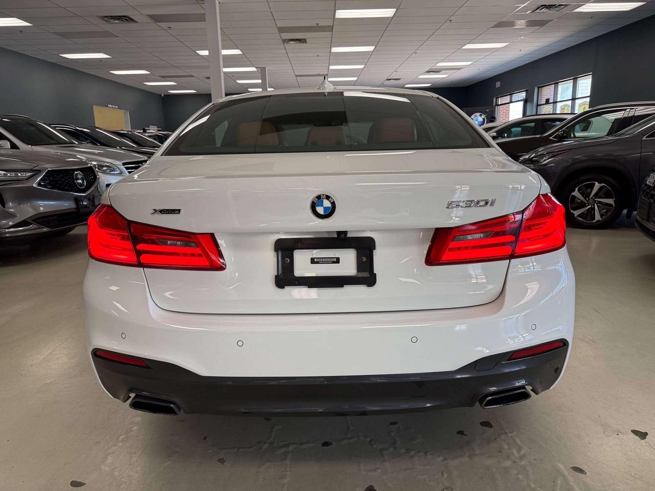 2020 BMW 5 Series xDrive Photo3