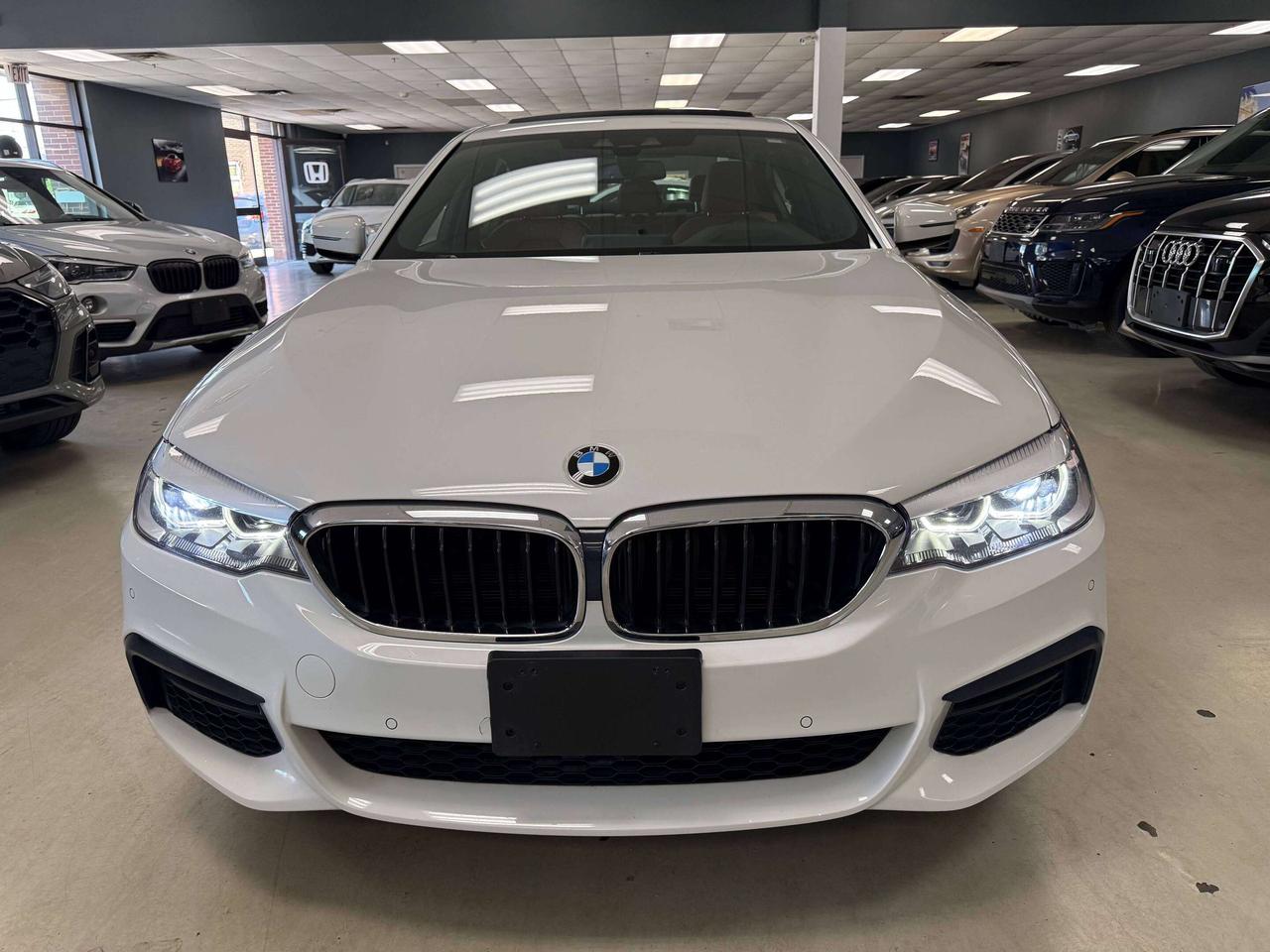2020 BMW 5 Series xDrive Photo