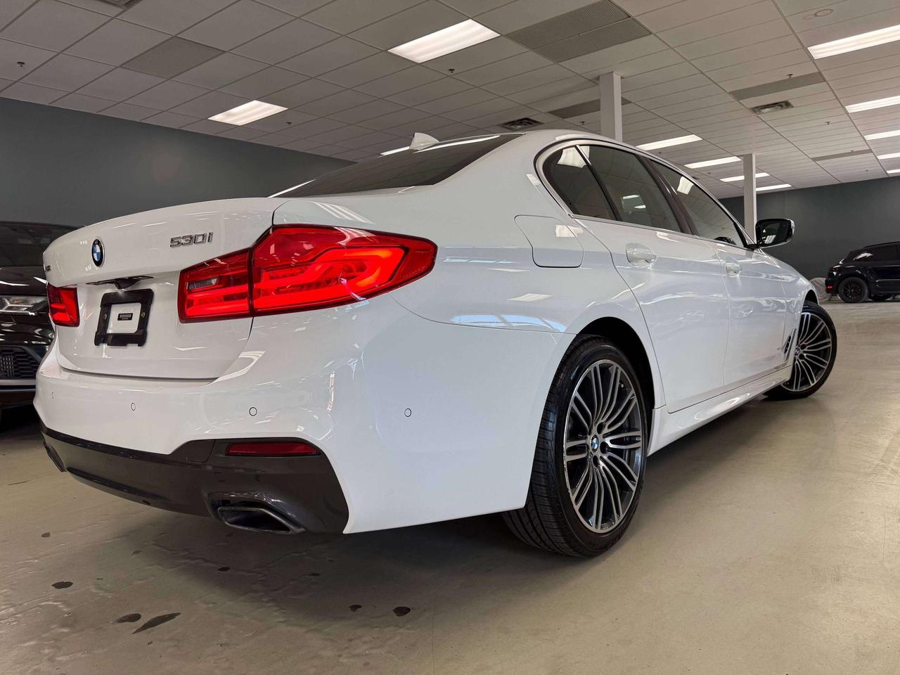 2020 BMW 5 Series xDrive Photo