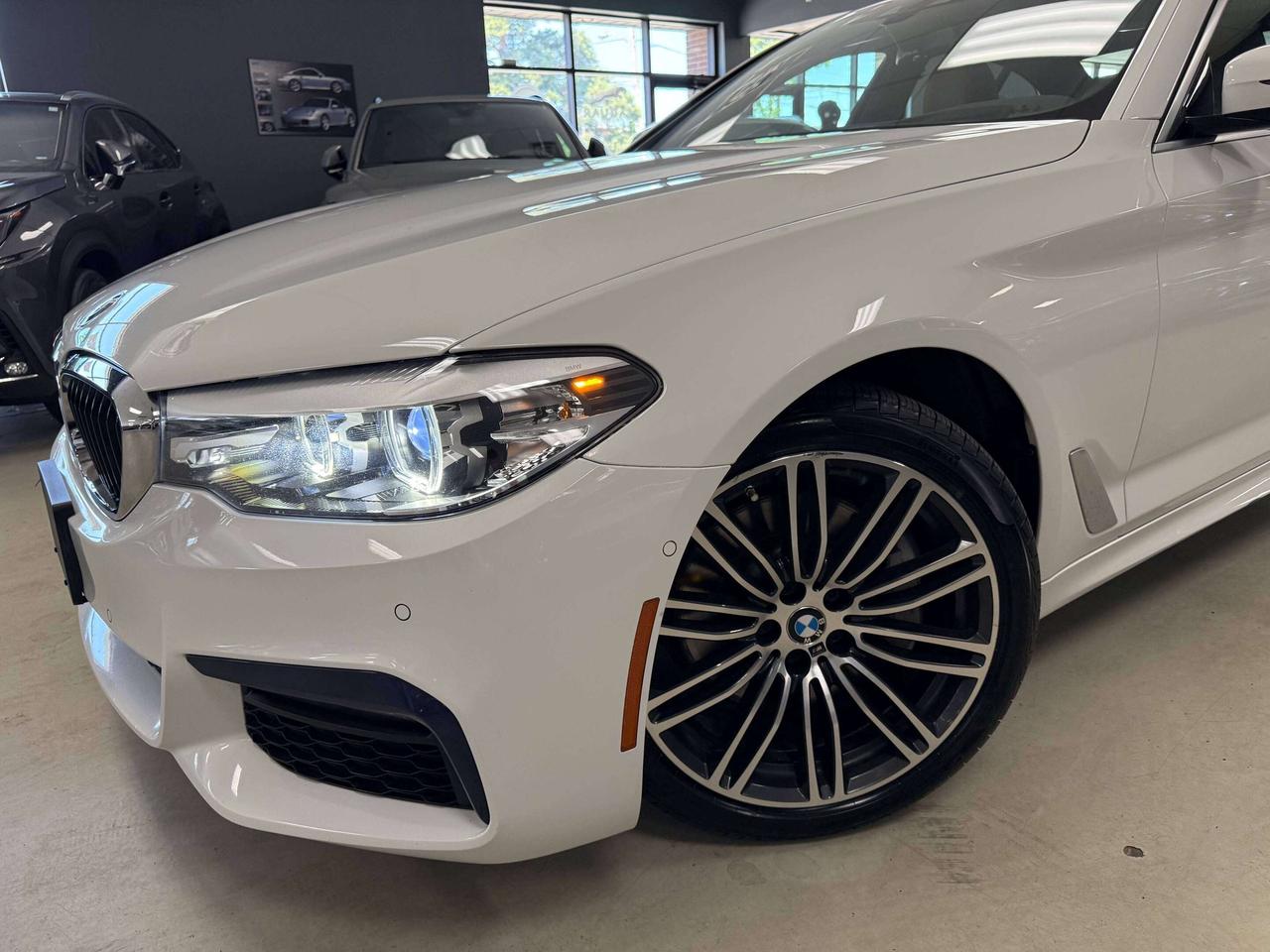 2020 BMW 5 Series xDrive Photo