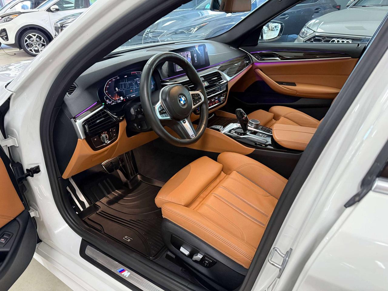 2020 BMW 5 Series xDrive Photo