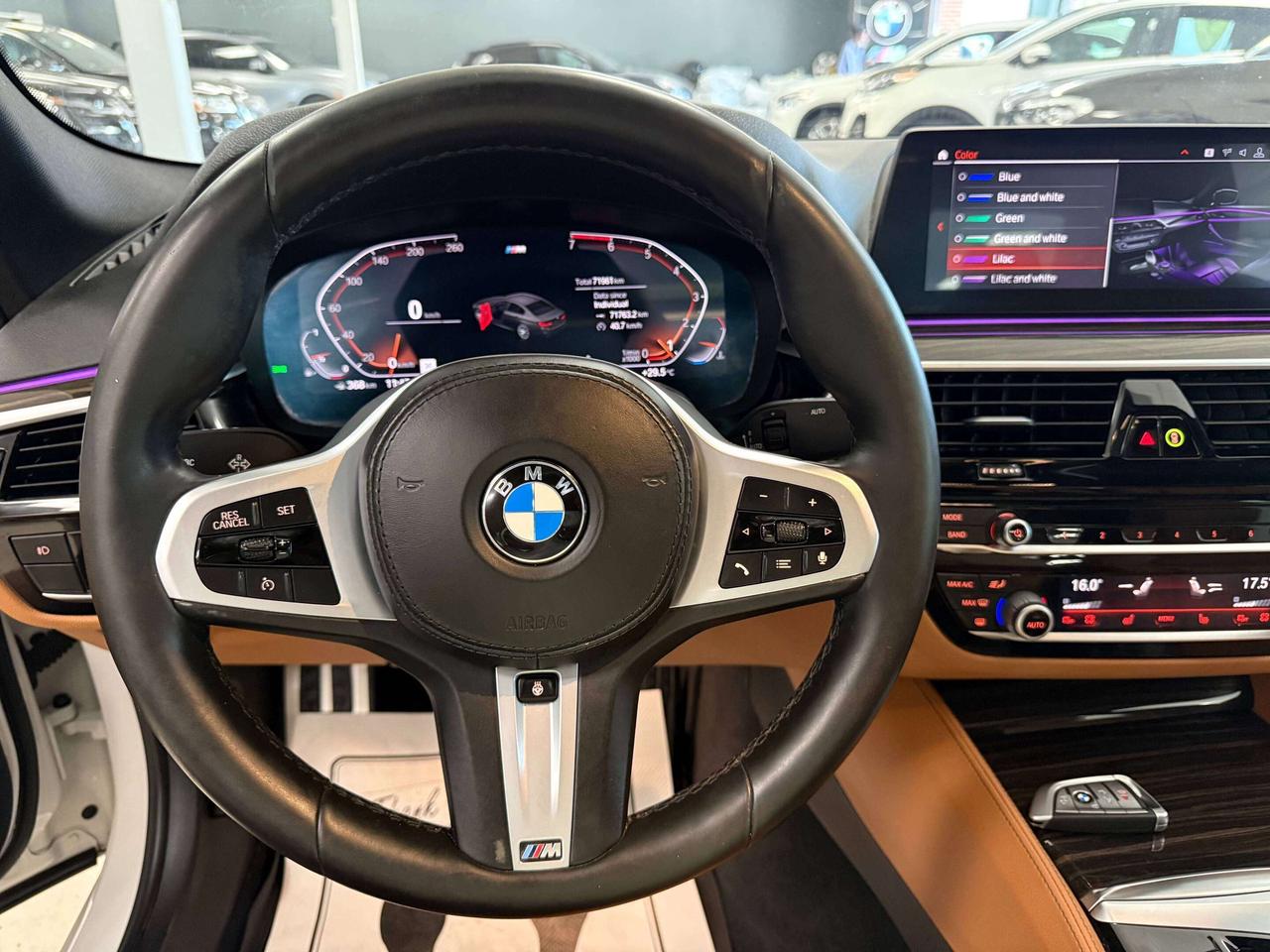 2020 BMW 5 Series xDrive Photo