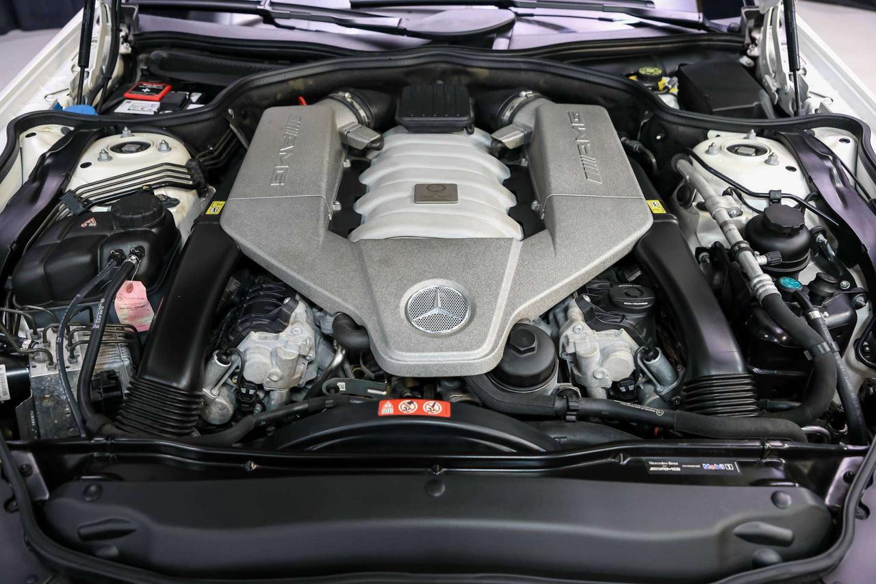 2011 Mercedes-Benz SL SL 63 AMG ROADSTER 6.2L 518HP  PRISTINE CONDITION Photo