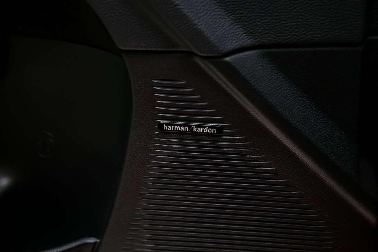 2019 Dodge Challenger SRT HELLCAT REDEYE WIDEBODY 797HP  CARPLY NAV Photo