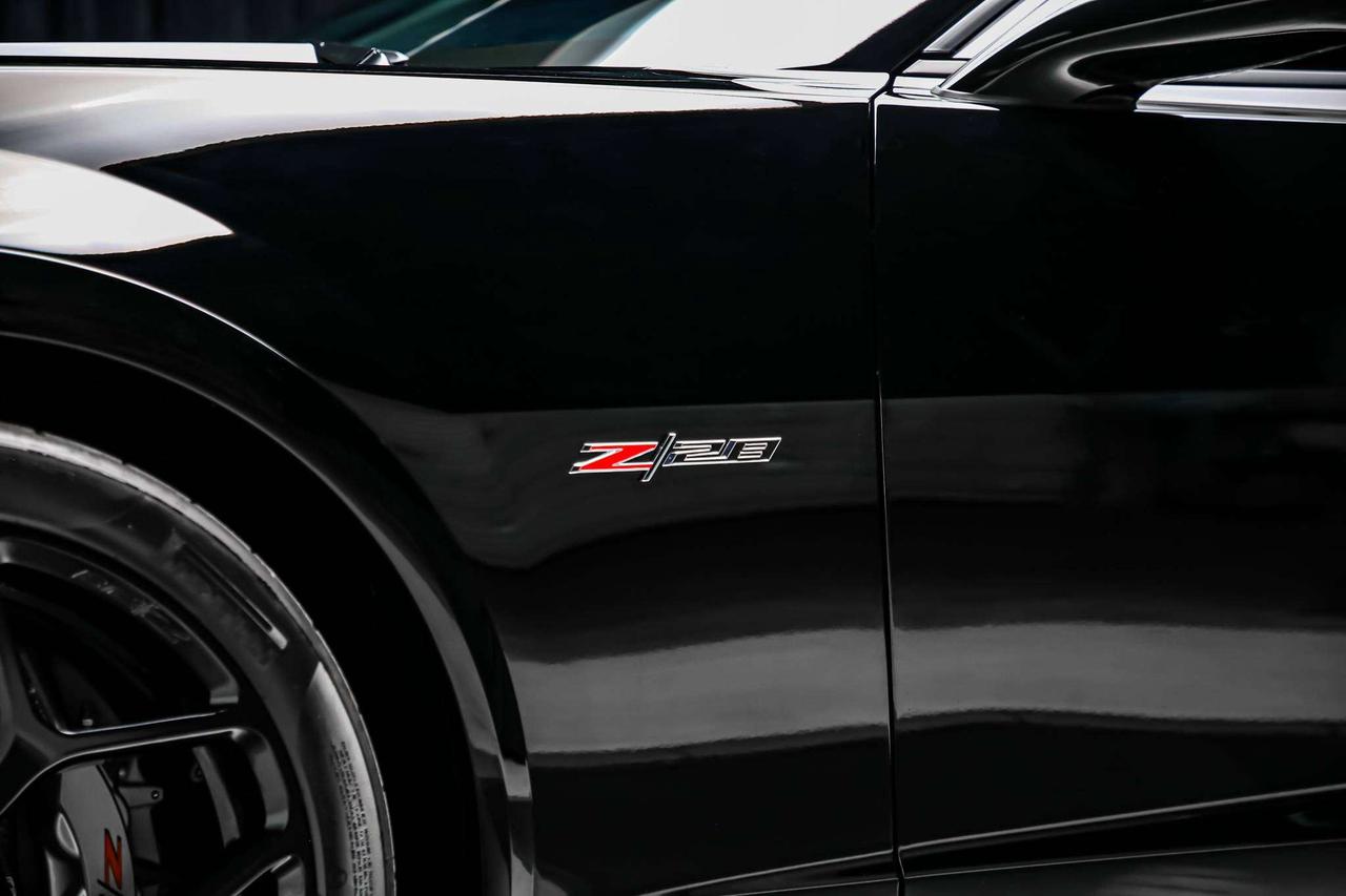 2014 Chevrolet Camaro Z-28 427 V8 7.0L 505HP CARBONCERAMIC RARE LOWKM Photo