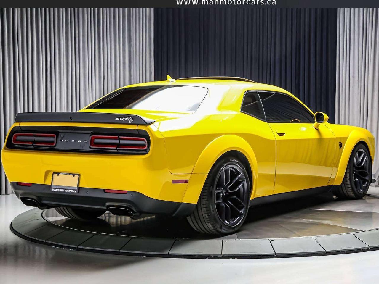 2018 Dodge Challenger SRT HELLCAT WIDEBODY 707HP  RARECOLOR ROOF Photo