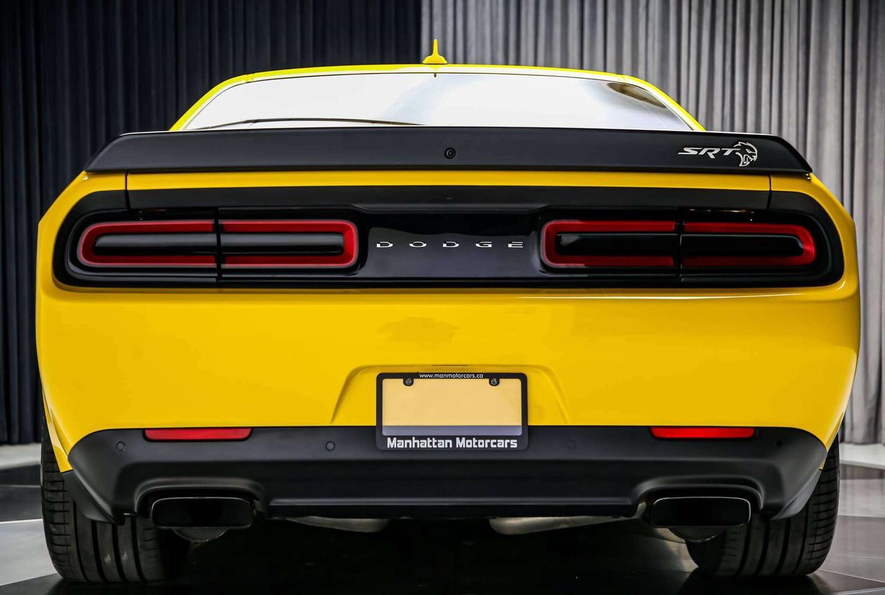 2018 Dodge Challenger SRT HELLCAT WIDEBODY 707HP  RARECOLOR ROOF Photo