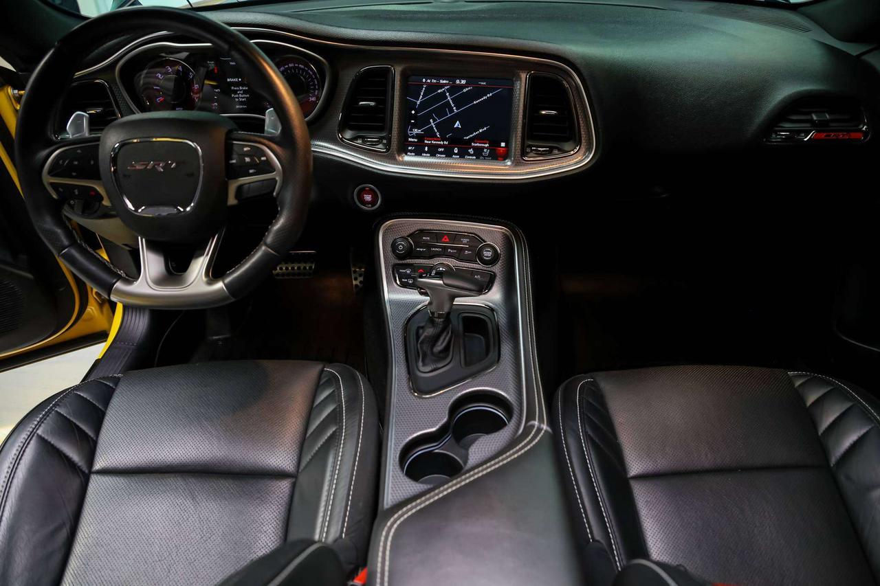2018 Dodge Challenger SRT HELLCAT WIDEBODY 707HP  RARECOLOR ROOF Photo