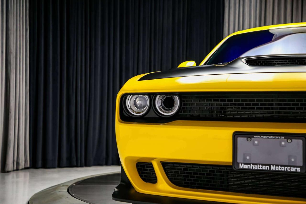 2018 Dodge Challenger SRT HELLCAT WIDEBODY 707HP  RARECOLOR ROOF Photo